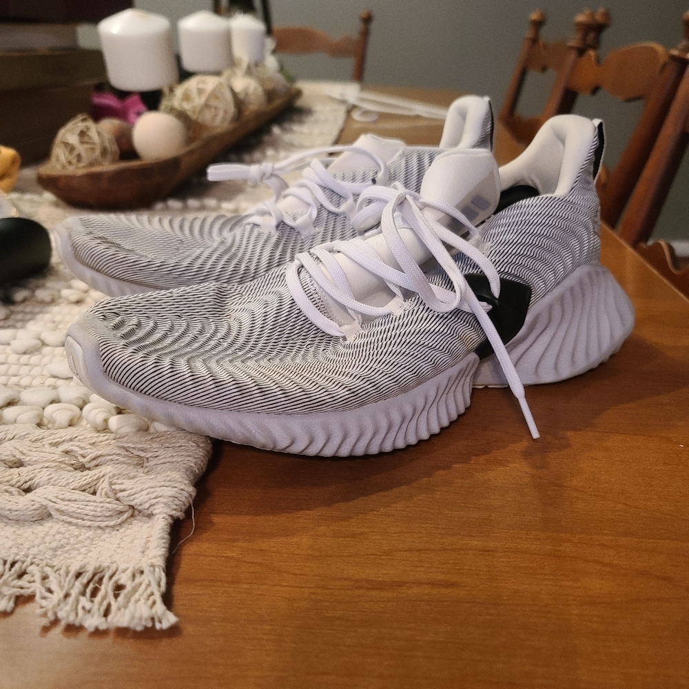 Adidas bounce